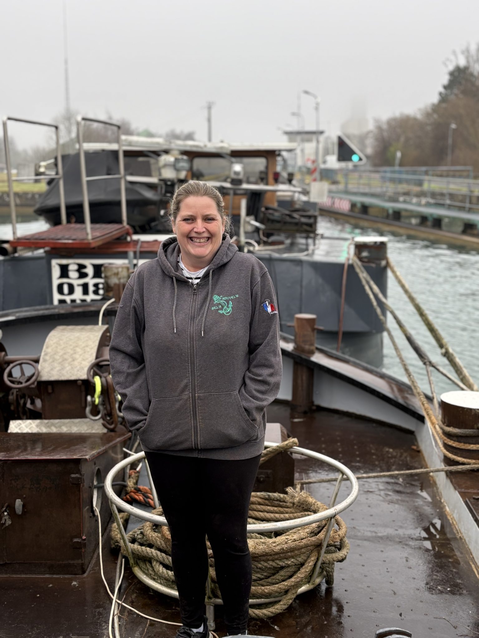 Stéphany Chainon, batelière de 42 ans sur sa péniche